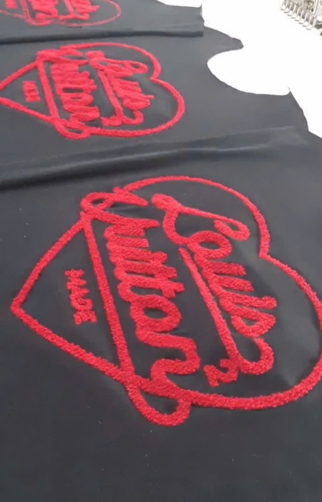 Mẫu thêu hiệu ứng 3D